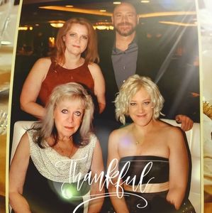 Meet your Posher, Angela